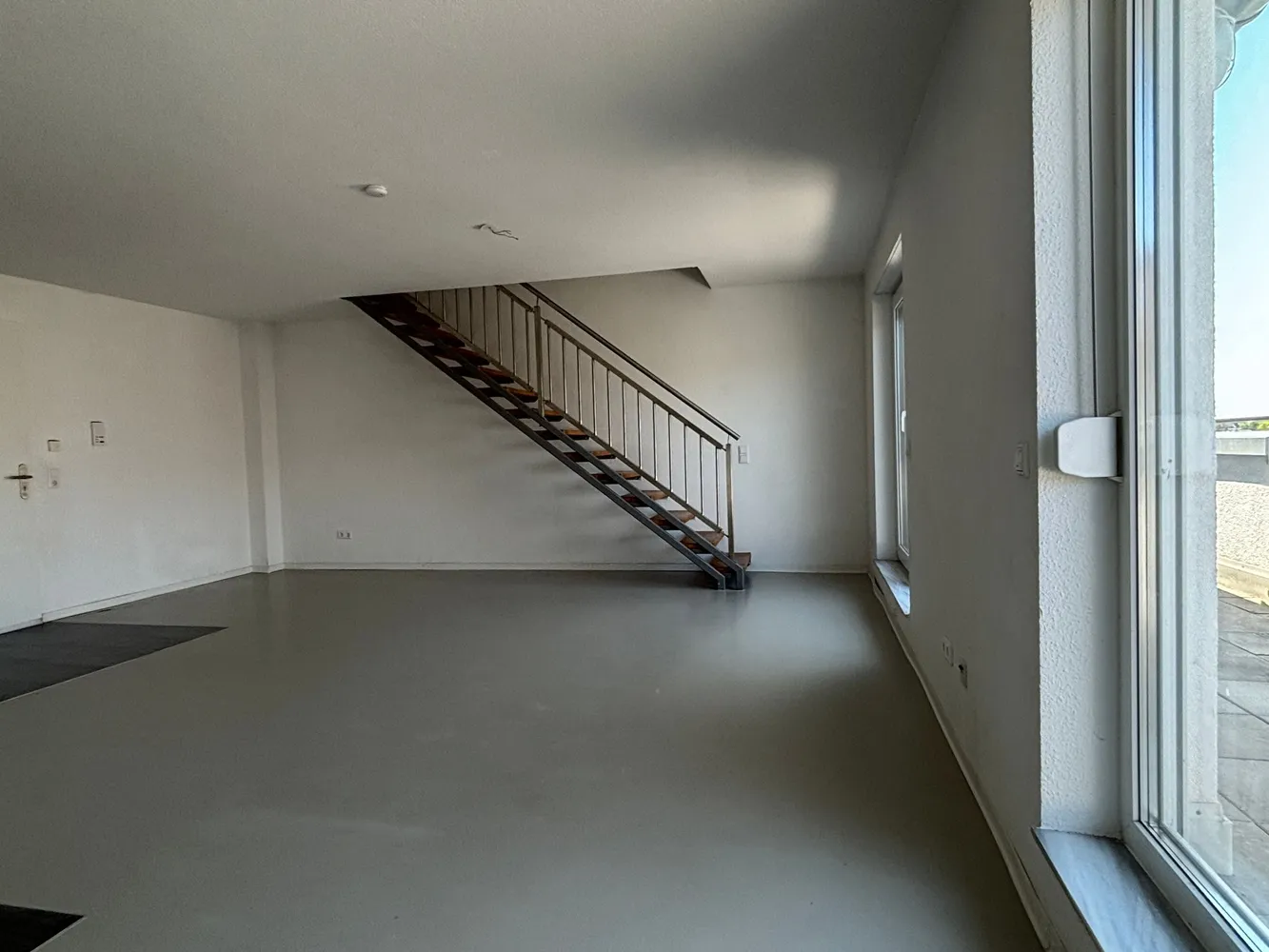 2 Zimmer Wohnung mit 90 m² in Köln – Bild 6