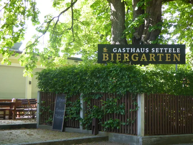 2 room apartment with 104 m² in Augsburg – Photo 8