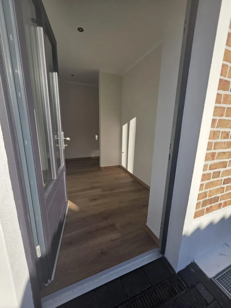 4 Zimmer Wohnung mit 122 m² in Hamburg – Bild 2
