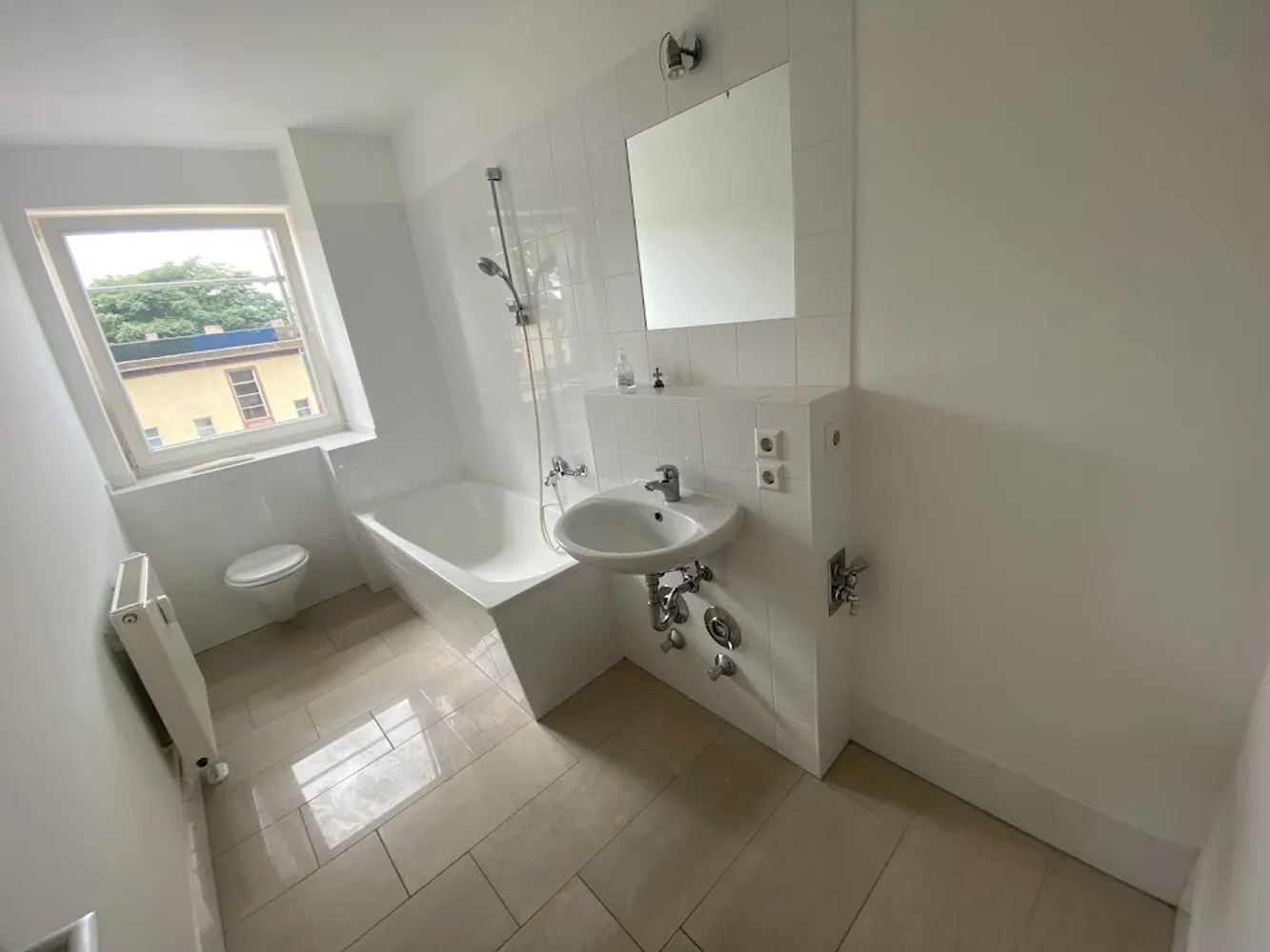 2 Zimmer Wohnung mit 63 m² in Berlin – Bild 12