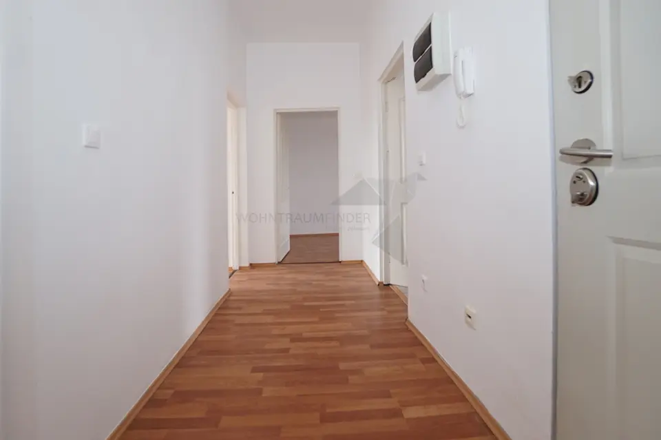 2 Zimmer Wohnung mit 54 m² in Werdau – Bild 6
