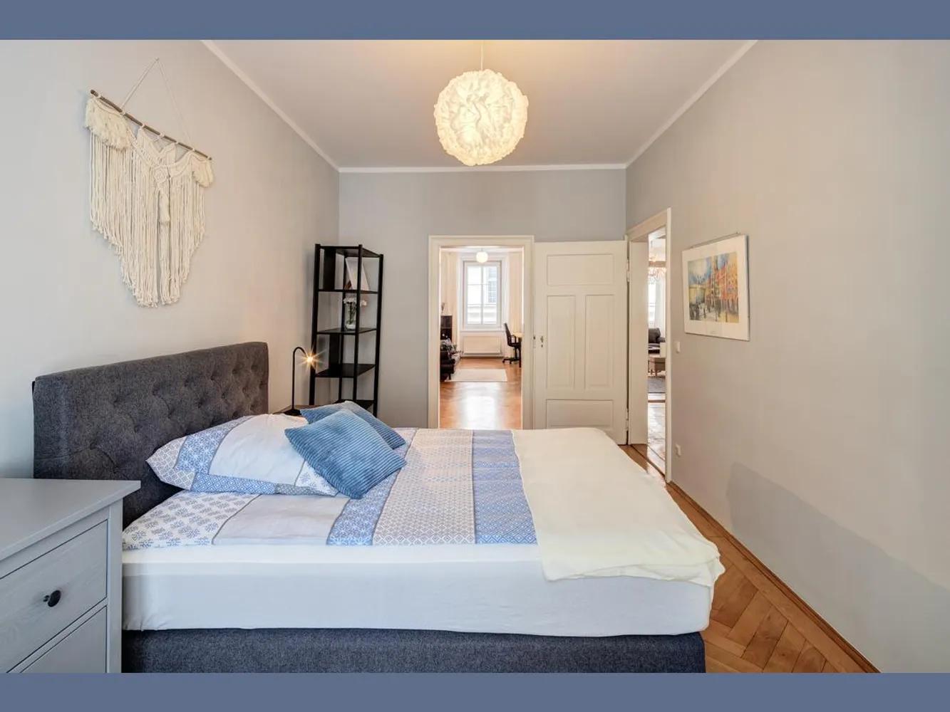 6 Zimmer Wohnung mit 150 m² in München – Bild 8