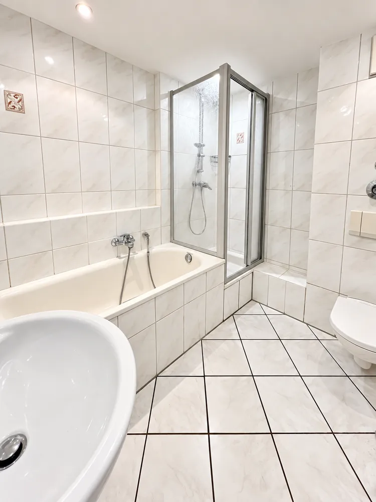 2 Zimmer Wohnung mit 90 m² in Frechen – Bild 9