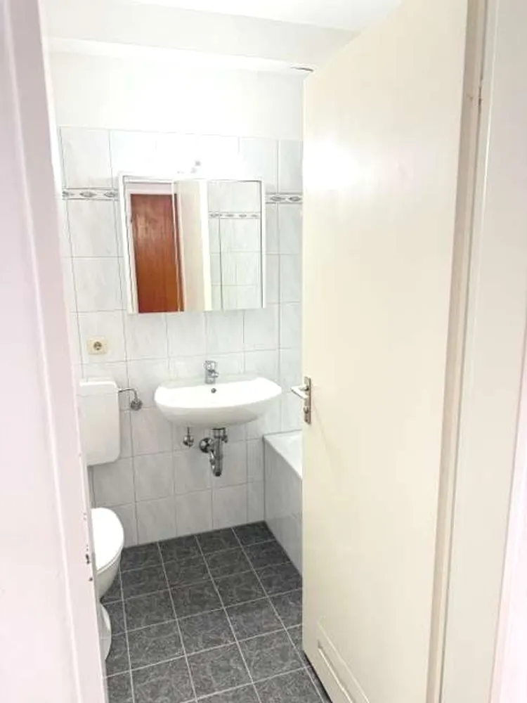 3 Zimmer Wohnung mit 60 m² in München – Bild 1