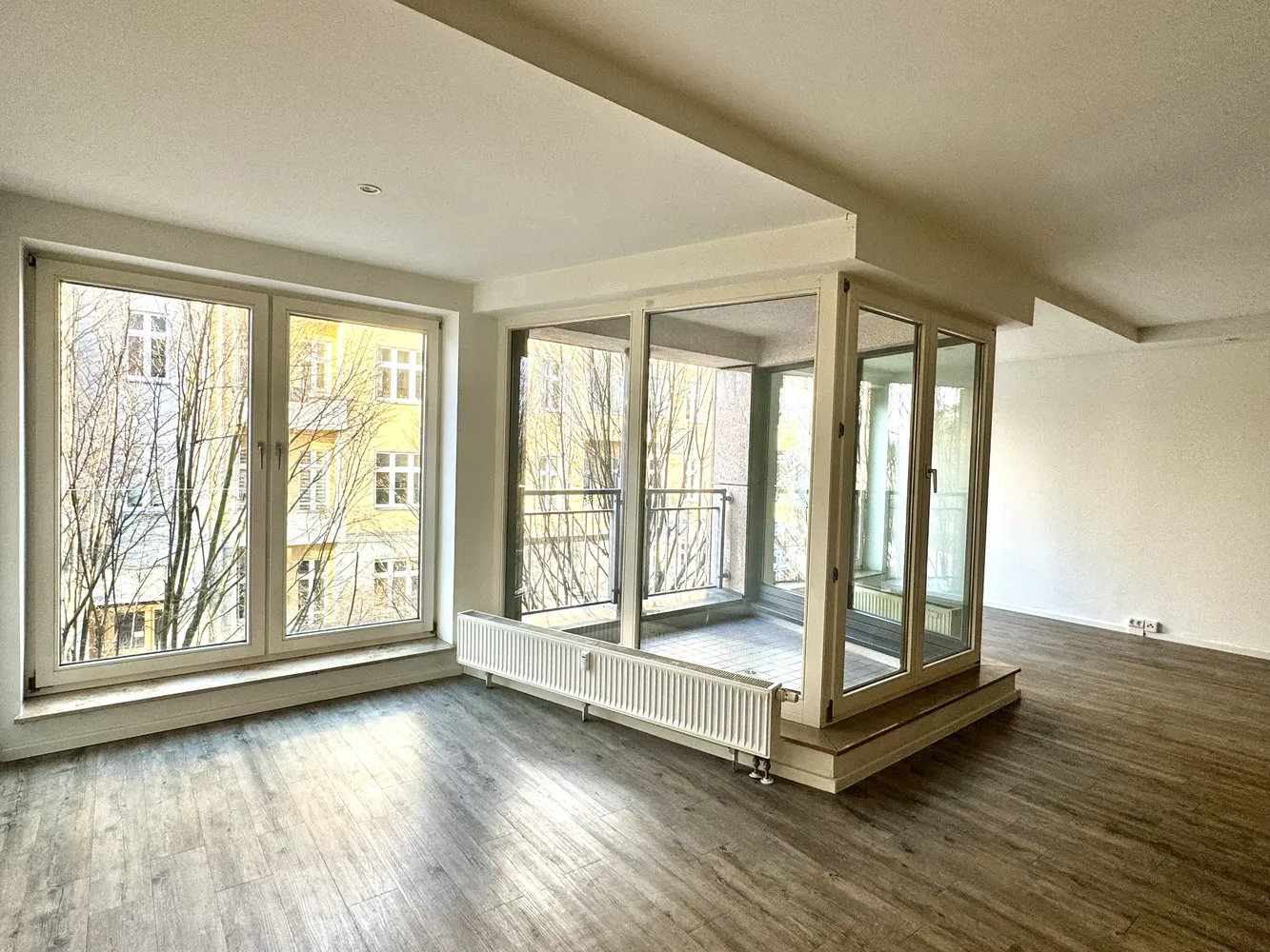 2 room apartment with 105 m² in Berlin – Photo 6