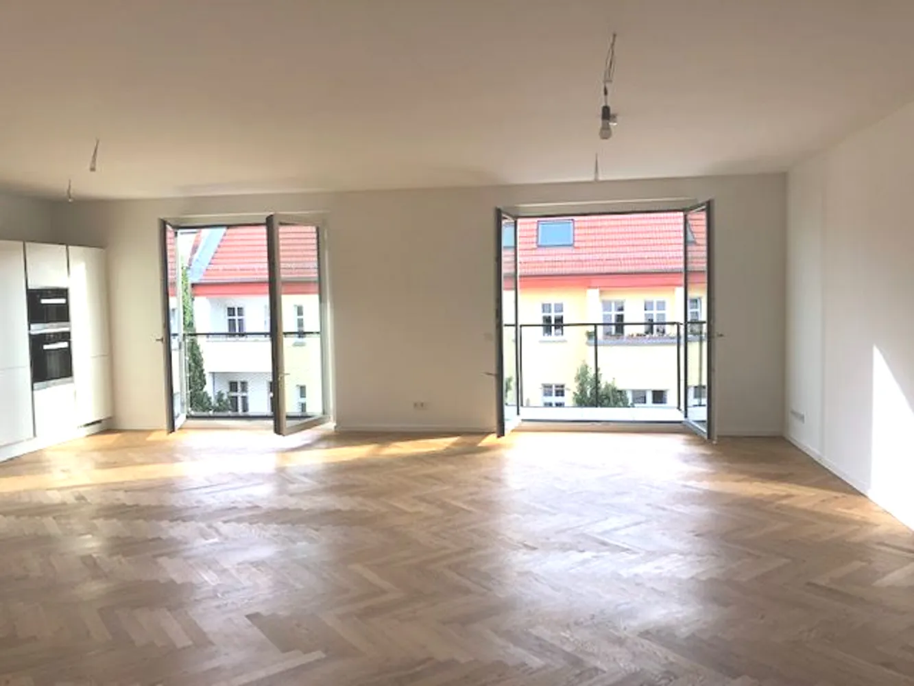 3 Zimmer Wohnung mit 115 m² in Berlin – Bild 2