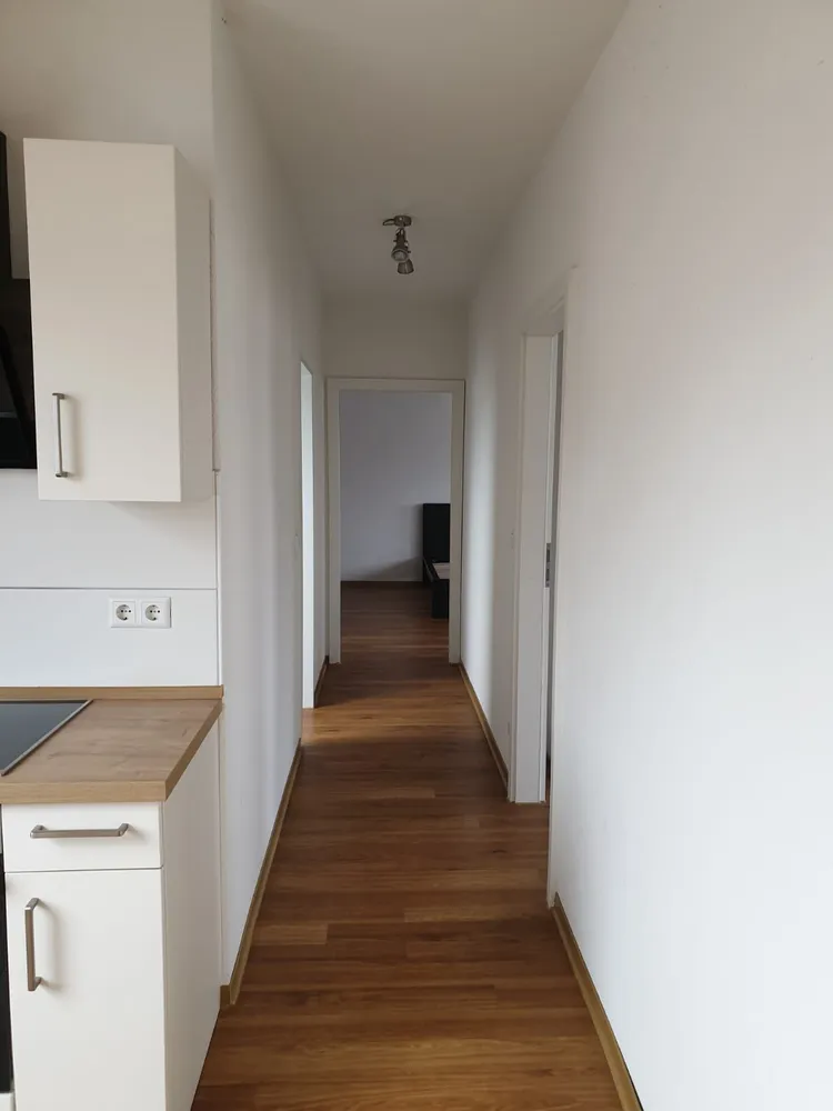 4 Zimmer Wohnung mit 99 m² in Karlsruhe – Bild 5