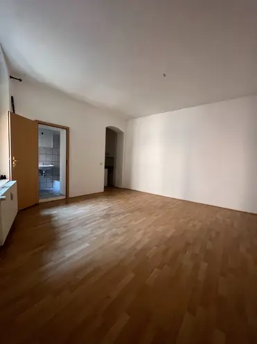 1 Zimmer Wohnung mit 28 m² in Halle (Saale) – Bild 2
