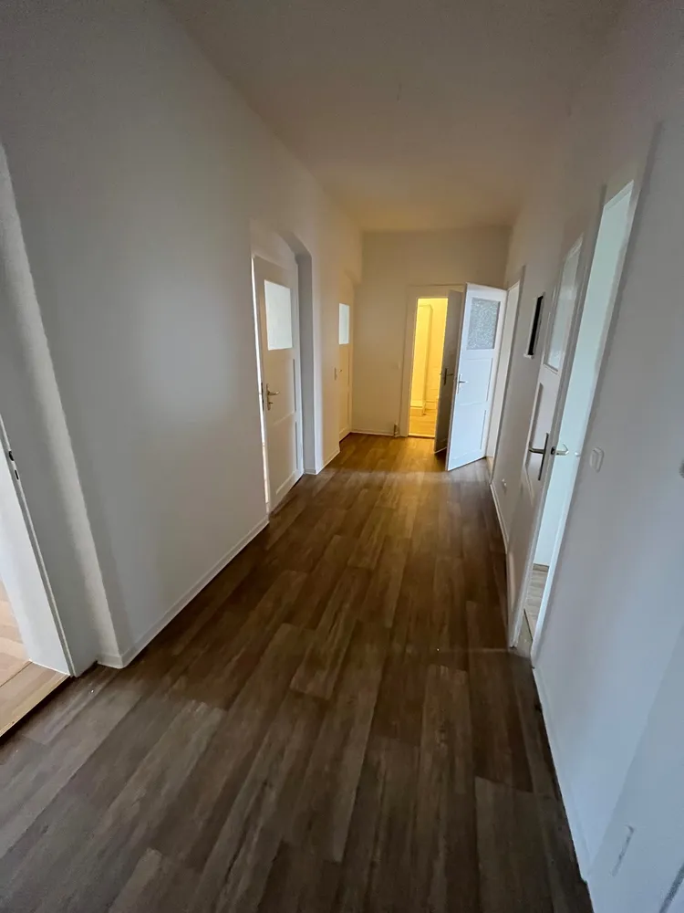 4 Zimmer Wohnung mit 105 m² in Freiberg – Bild 2
