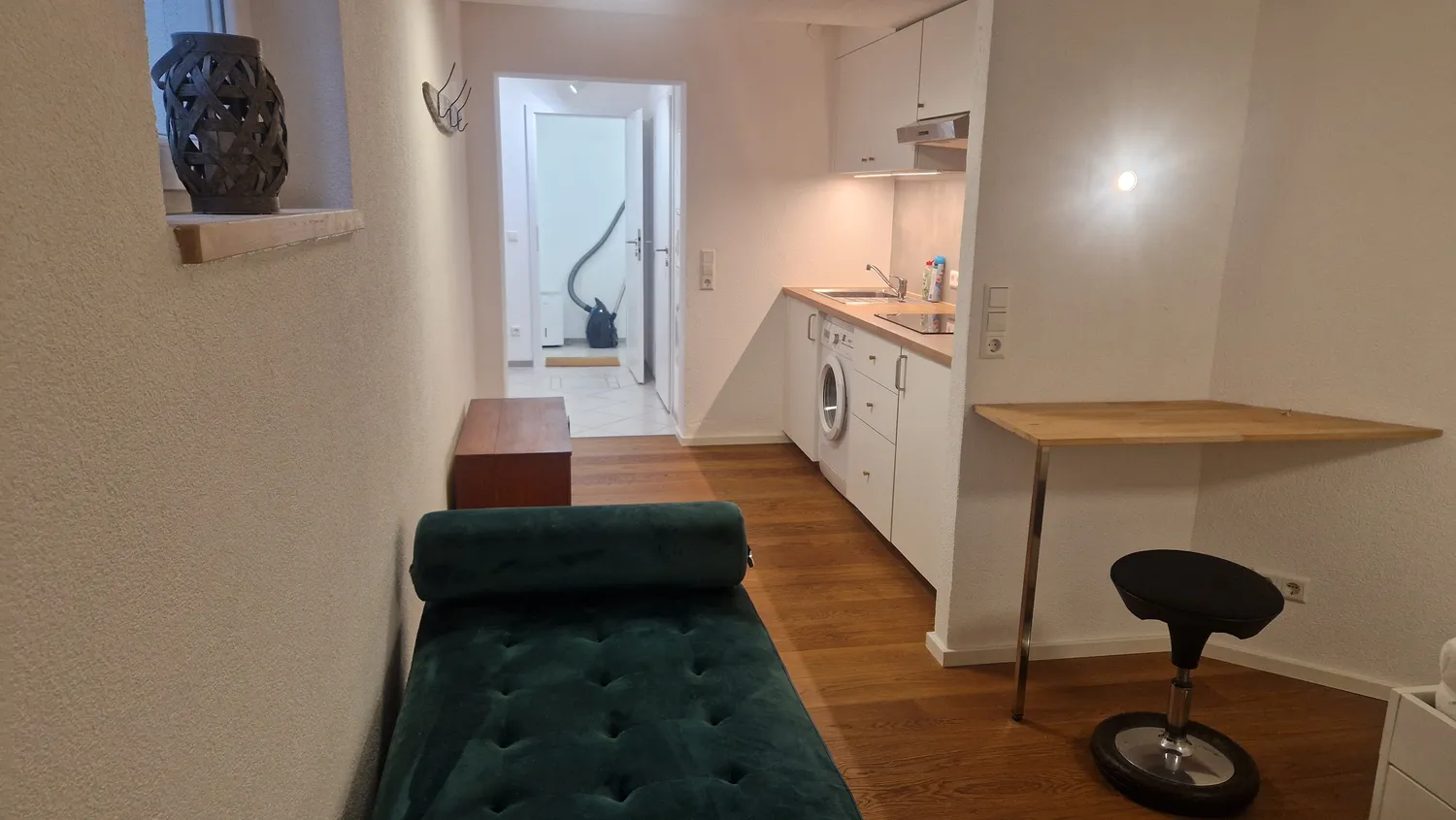 2 Zimmer Wohnung mit 30 m² in Freiburg im Breisgau – Bild 3