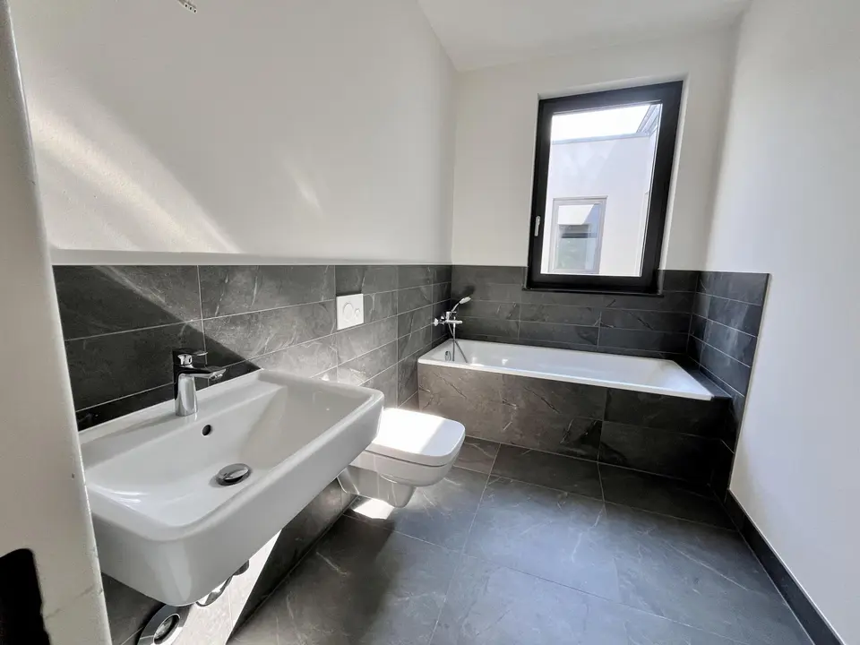 3 Zimmer Wohnung mit 105 m² in Torgau – Bild 3