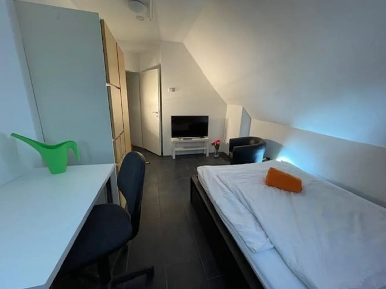 WG-Zimmer mit 18 m² in Stuttgart – Bild 8