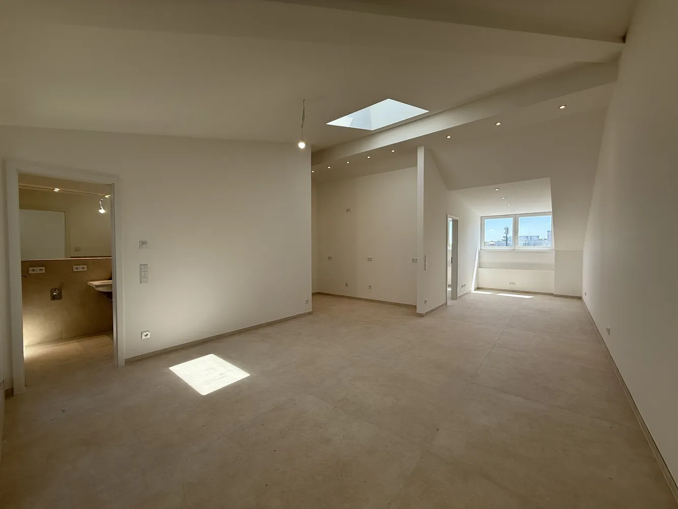 2 Zimmer Wohnung mit 71 m² in Augsburg – Bild 1