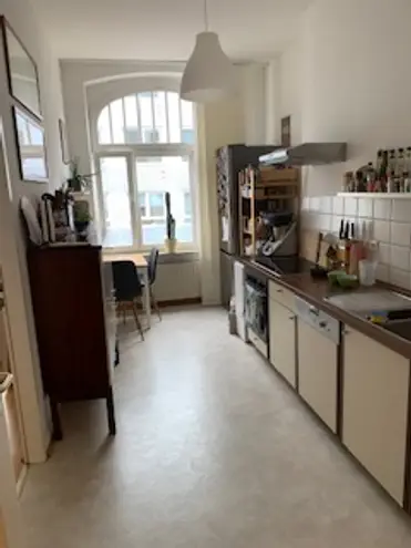 2 Zimmer Wohnung mit 82 m² in Köln – Bild 6