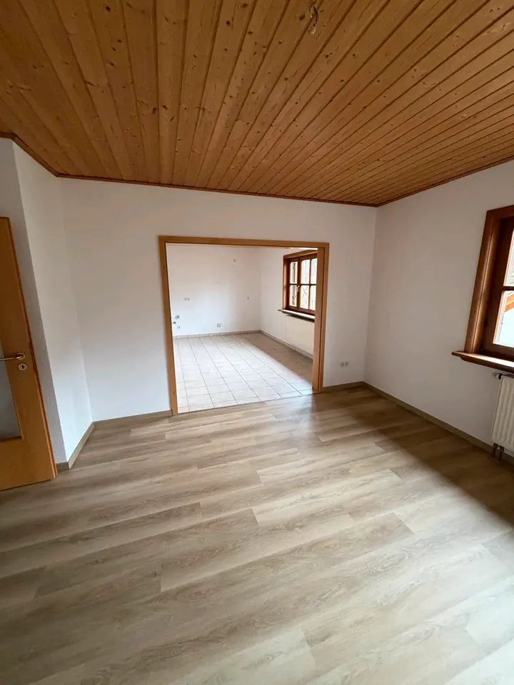 3 Zimmer Wohnung mit 80 m² in Schmalkalden – Bild 3