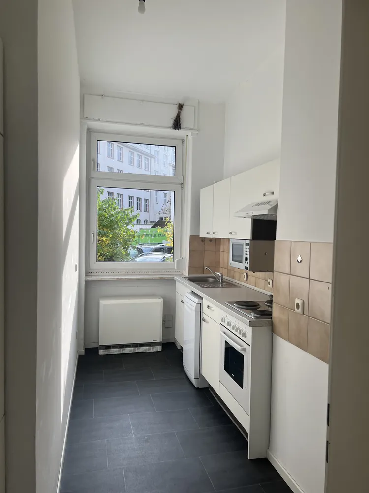 2 room apartment with 40 m² in Frankfurt am Main – Photo 2