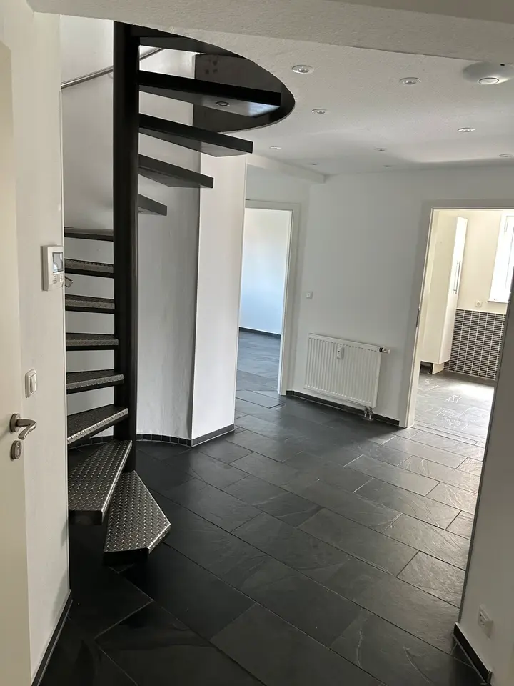 7 Zimmer Wohnung mit 200 m² in Bochum – Bild 7