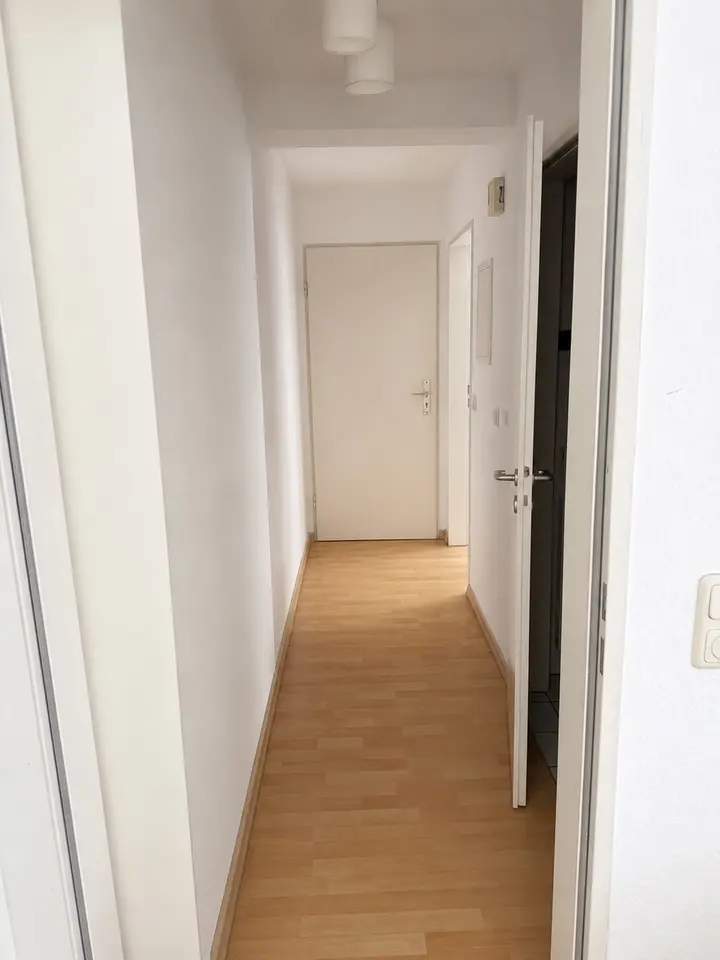 2 Zimmer Wohnung mit 48 m² in Lübeck – Bild 4