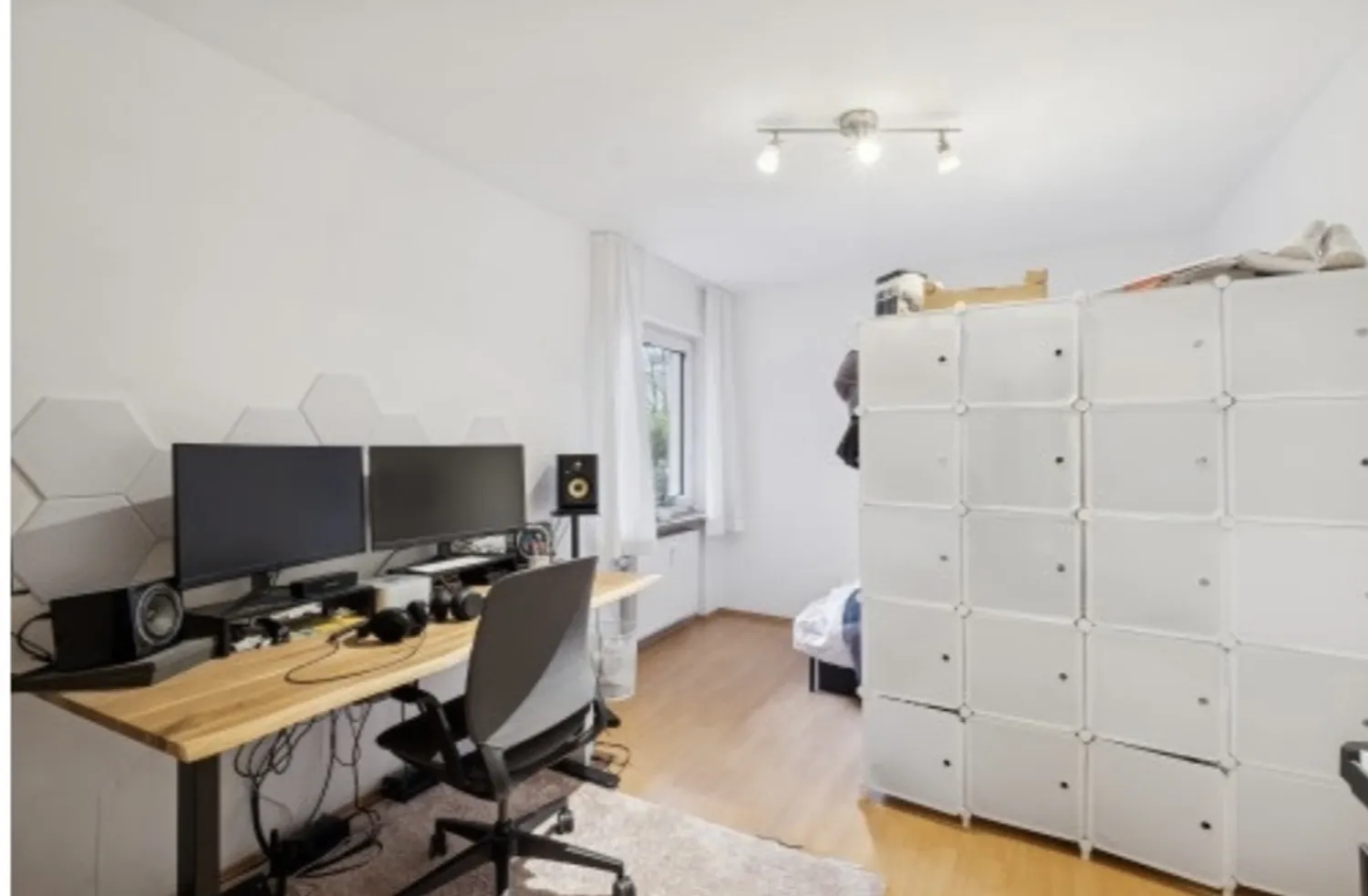 1 Zimmer Wohnung mit 28 m² in Hamburg – Bild 2