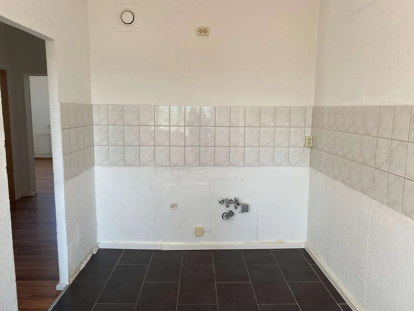 3 Zimmer Wohnung mit 57 m² in Halle (Saale) – Bild 2