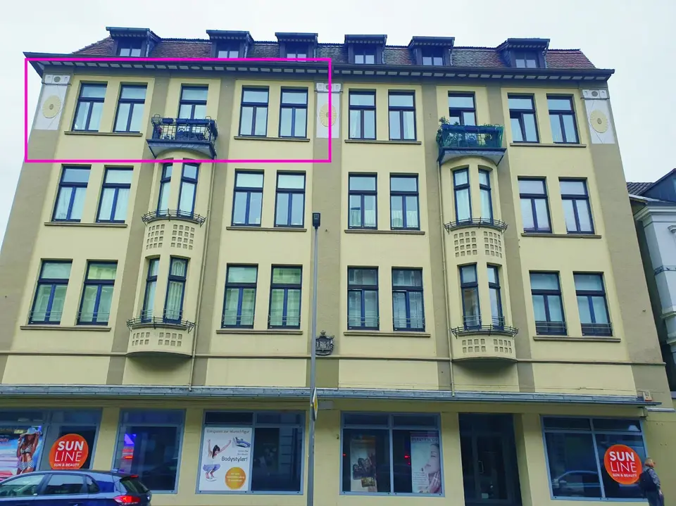 4 Zimmer Wohnung mit 112 m² in Detmold – Bild 1