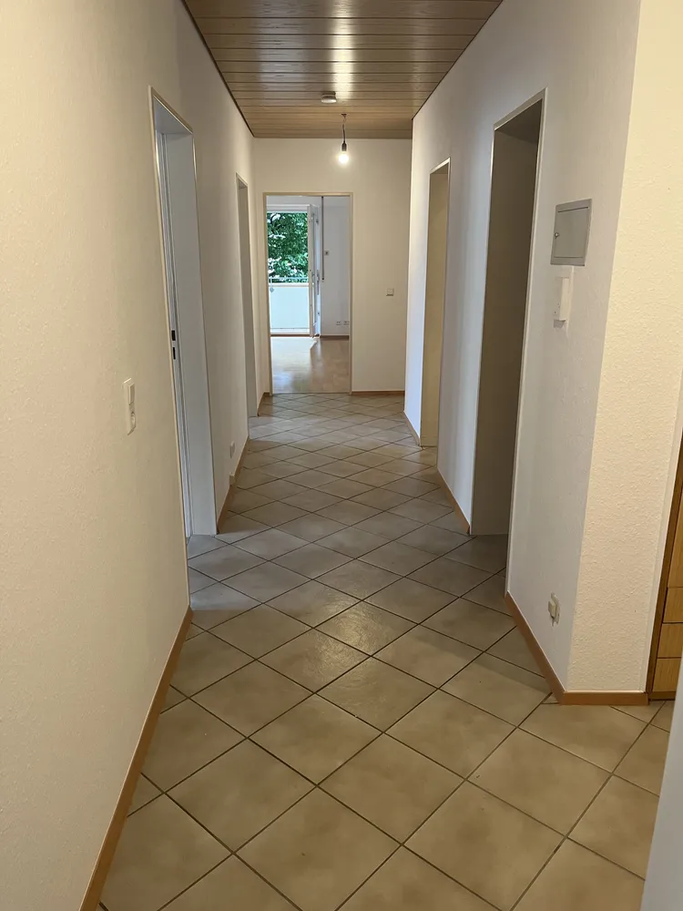 4 room apartment with 90 m² in Weingarten – Photo 2