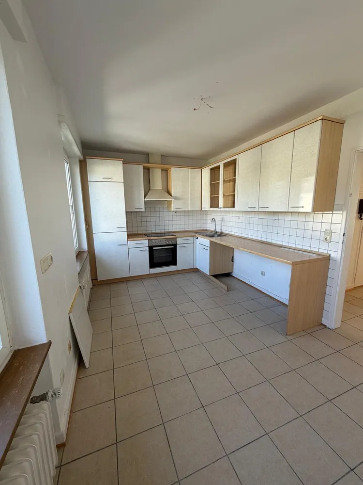 3 Zimmer Wohnung mit 94 m² in Frankfurt am Main – Bild 4