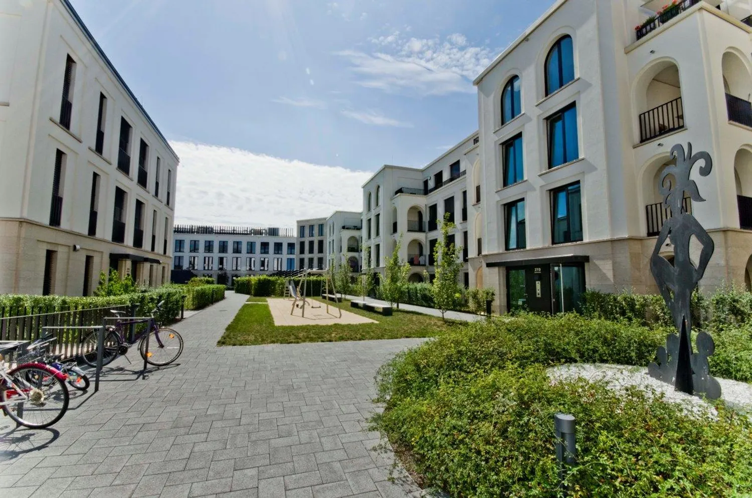2 Zimmer Wohnung mit 76 m² in Stuttgart – Bild 2