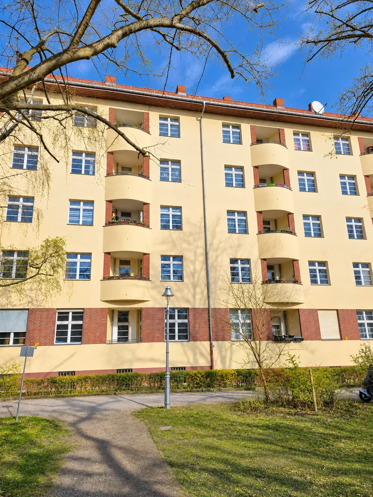 4 room apartment with 87 m² in Berlin – Photo 6