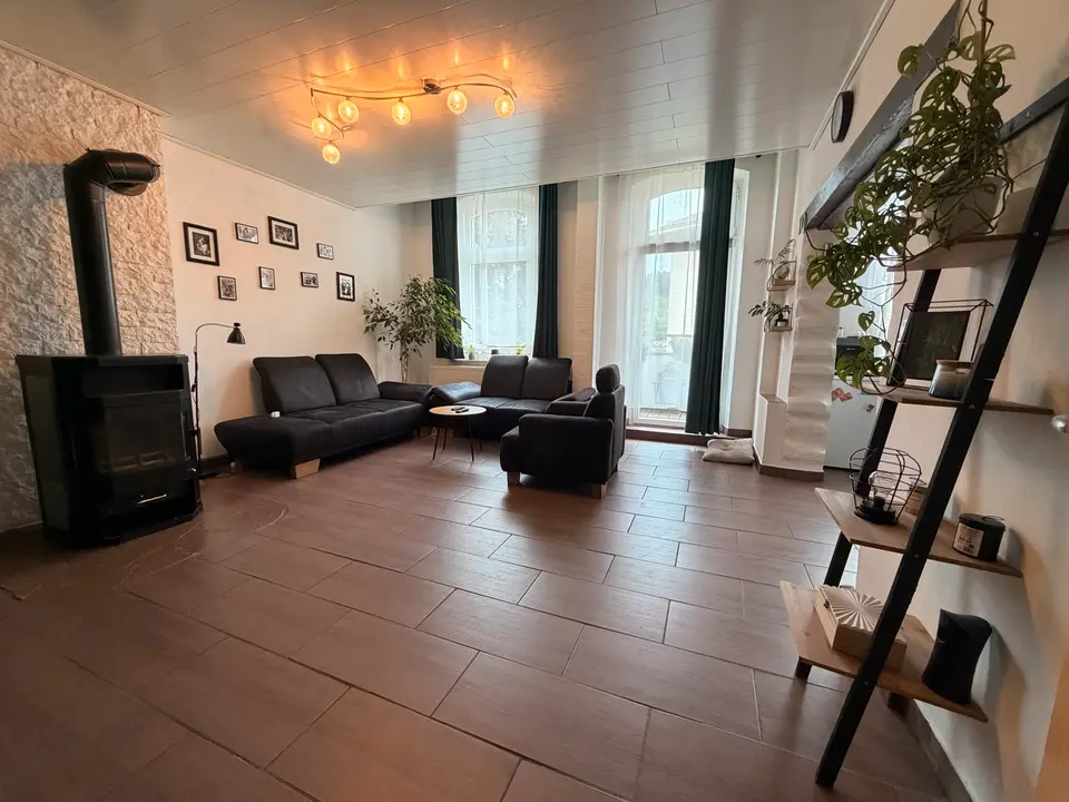 4 Zimmer Wohnung mit 112 m² in Sonneberg – Bild 6
