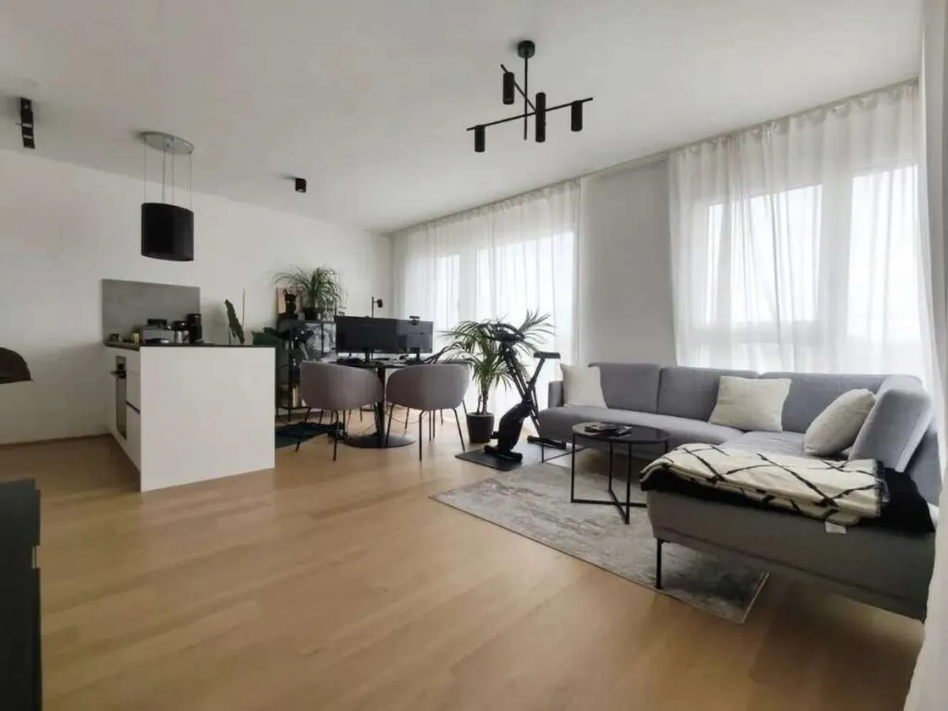 2 Zimmer Wohnung mit 62 m² in Düsseldorf – Bild 1