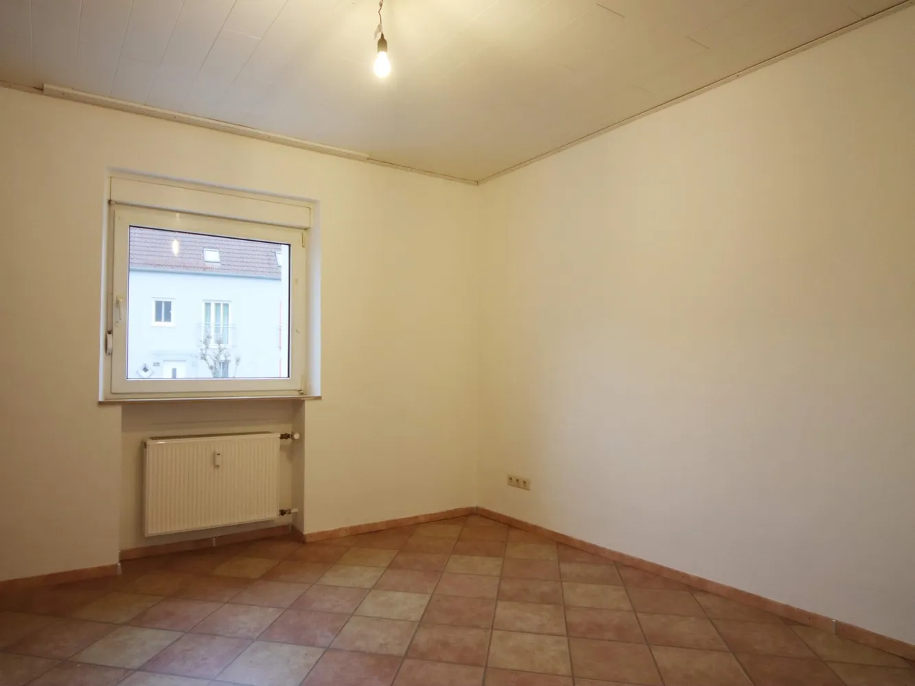 7 Zimmer Wohnung mit 132 m² in Schwabach – Bild 3