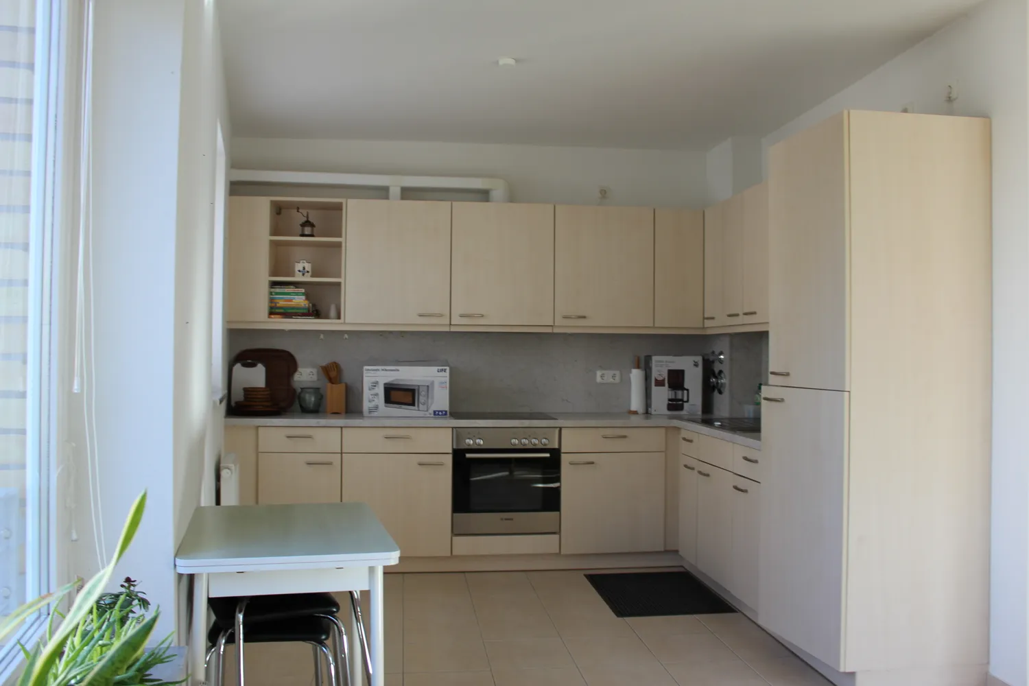 2 Zimmer Wohnung mit 76 m² in Lübeck – Bild 4