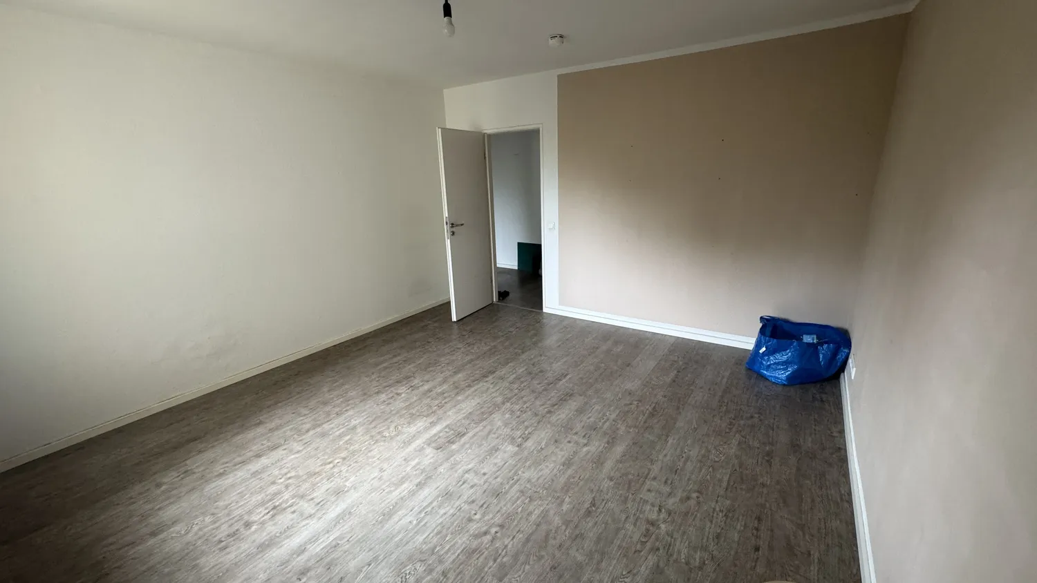 2 Zimmer Wohnung mit 65 m² in Köln – Bild 4