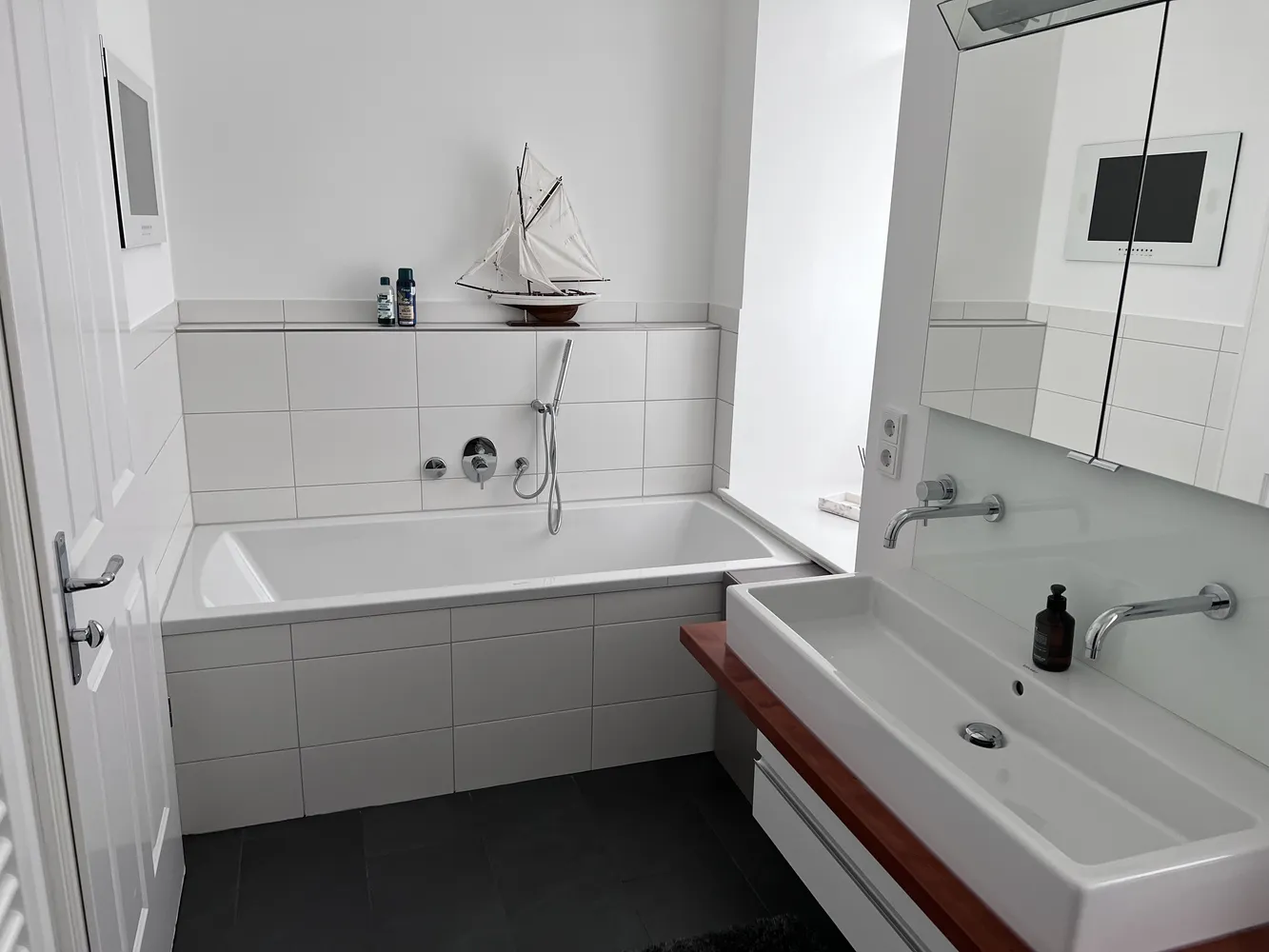 4 room apartment with 98 m² in Munich – Photo 8