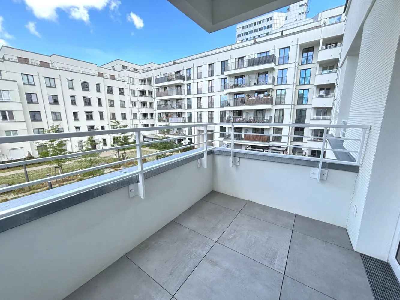2 Zimmer Wohnung mit 60 m² in Berlin – Bild 2