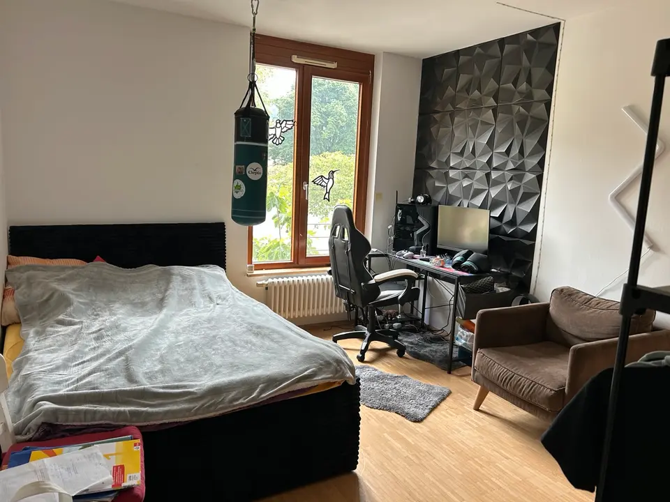 4 Zimmer Wohnung mit 100 m² in Freiburg im Breisgau – Bild 3