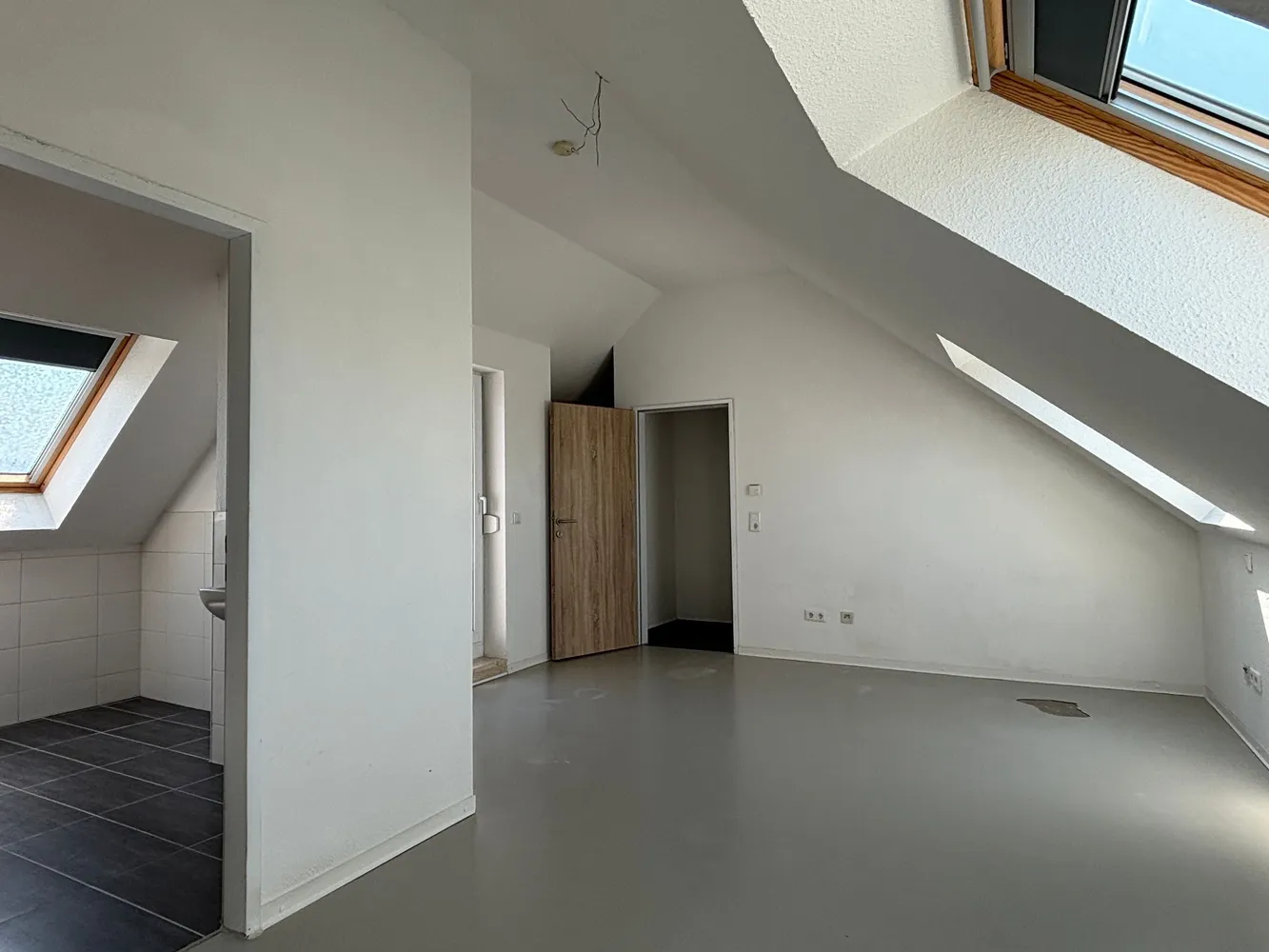 2 Zimmer Wohnung mit 90 m² in Köln – Bild 9