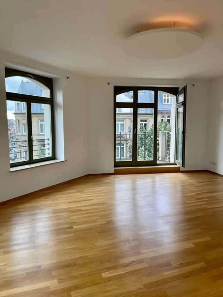 3 Zimmer Wohnung mit 106 m² in Frankfurt am Main – Bild 7