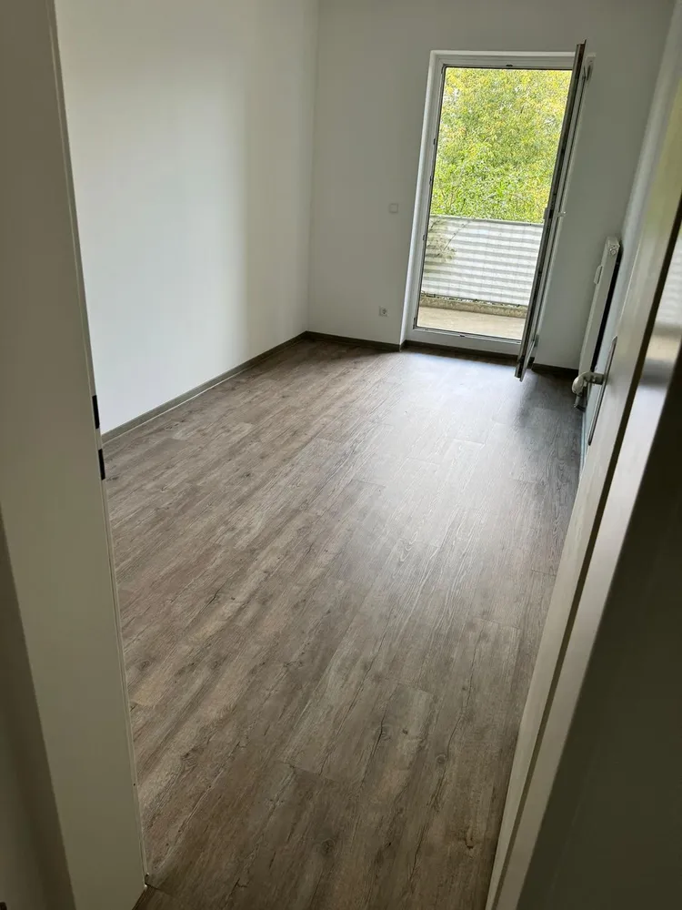 3 Zimmer Wohnung mit 80 m² in Köln – Bild 2