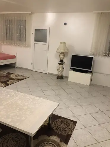 1 Zimmer Wohnung mit 35 m² in Köln – Bild 10