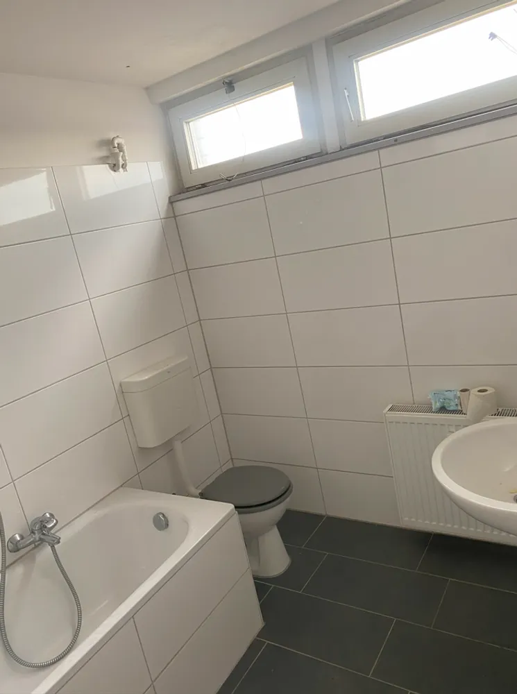 3 Zimmer Wohnung mit 60 m² in Duisburg – Bild 2