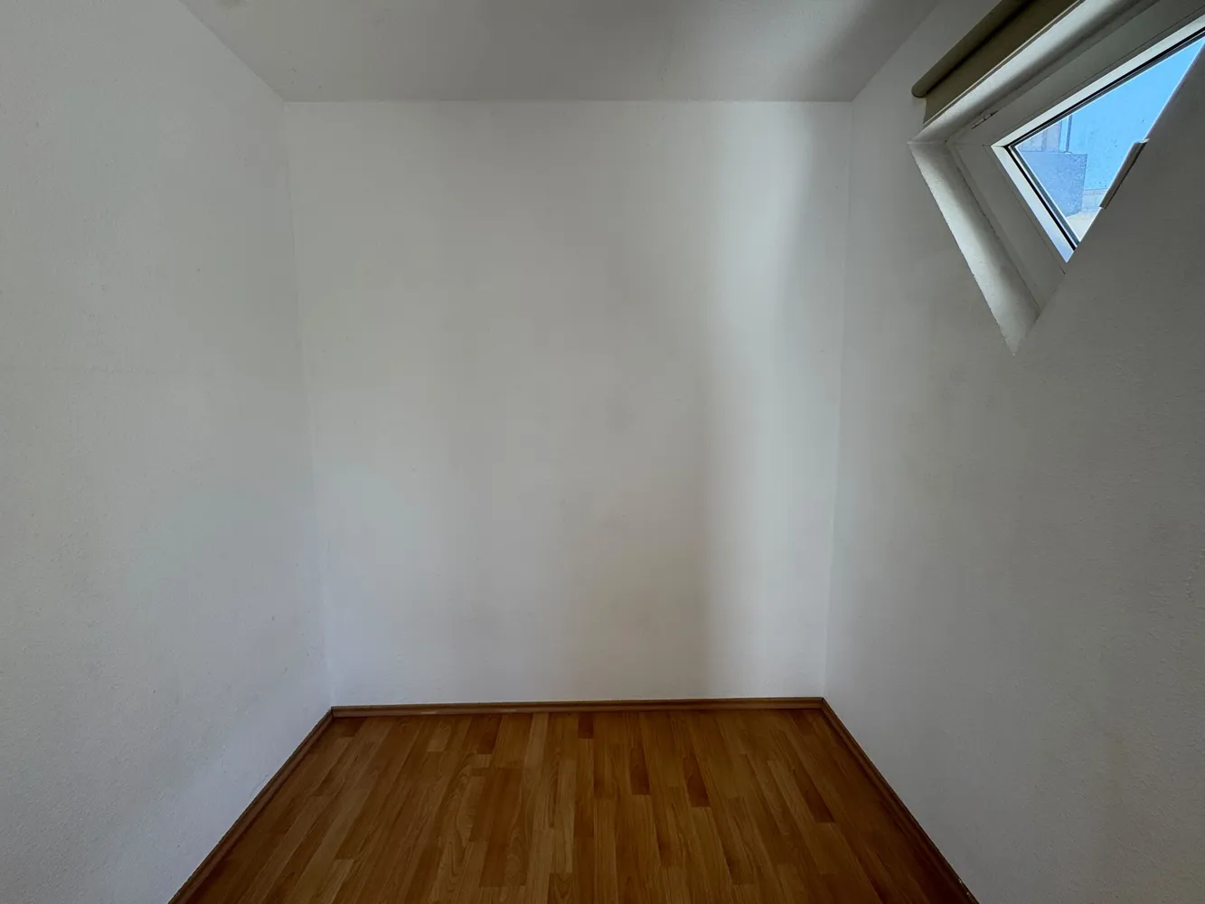 2 room apartment with 30 m² in Saarbrücken – Photo 6