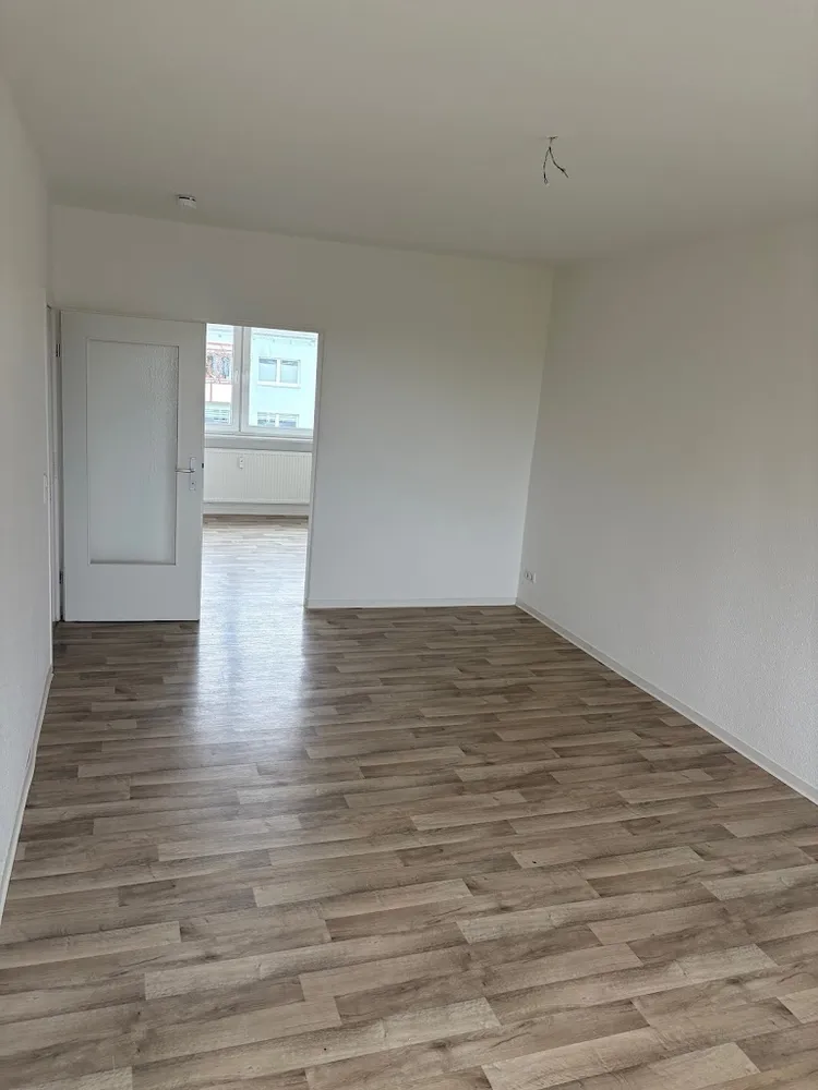 3 Zimmer Wohnung mit 59 m² in Neubrandenburg – Bild 3