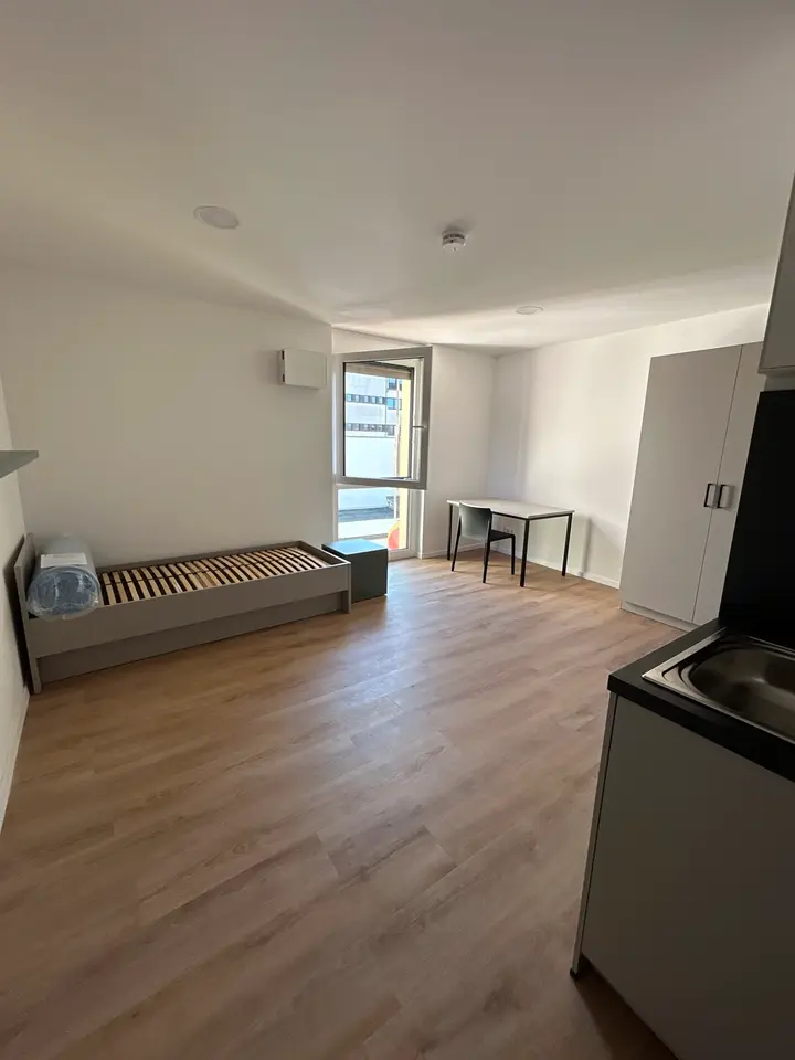 2 Zimmer Wohnung mit 27 m² in Erlangen – Bild 1