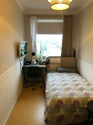 WG-Zimmer mit 12 m² in Frankfurt am Main – Bild 1