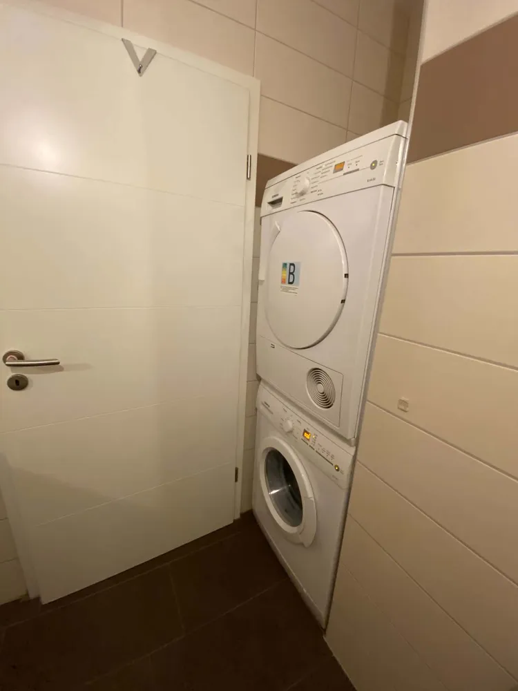 2 Zimmer Wohnung mit 50 m² in Saarbrücken – Bild 2