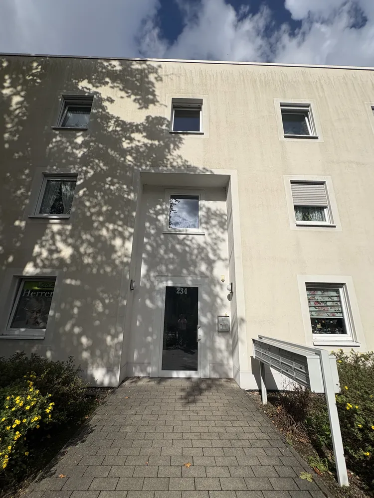 2 Zimmer Wohnung mit 65 m² in Düsseldorf – Bild 1