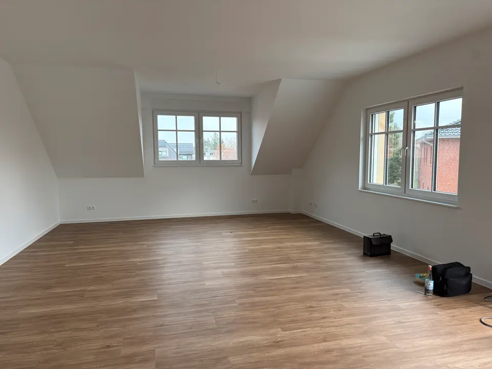 4 Zimmer Wohnung mit 159 m² in Papenburg – Bild 1