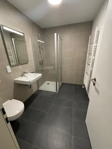 2 Zimmer Wohnung mit 81 m² in Frankfurt am Main – Bild 4